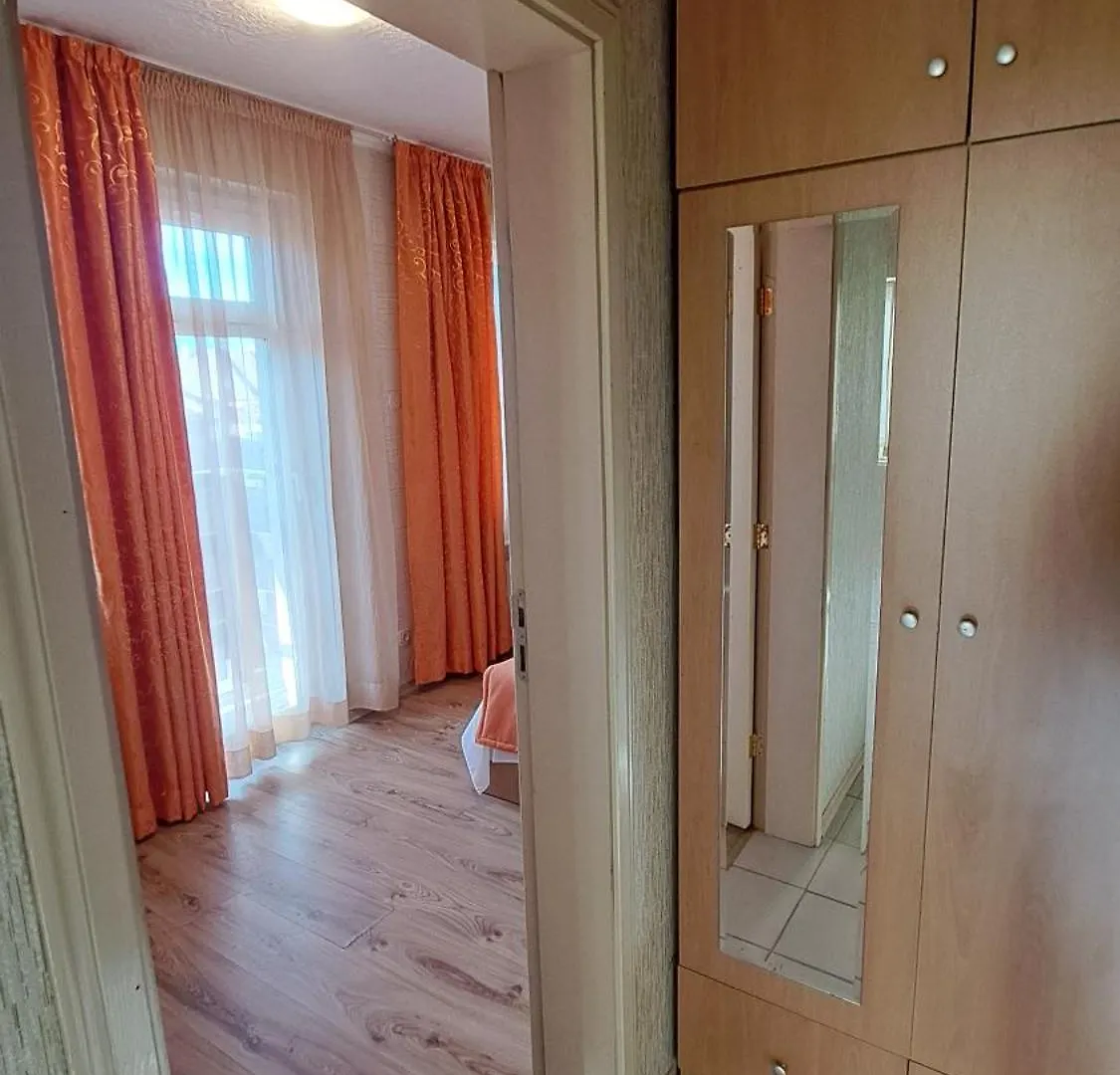 Къща За Гости Real Bansko 3*,